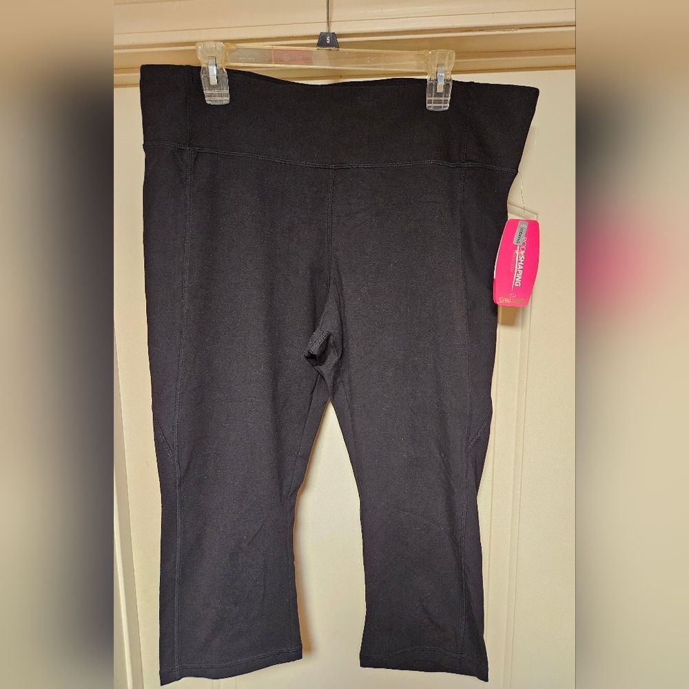 Spalding Bodyshaping Black Capris Leggings Size 3x NWT